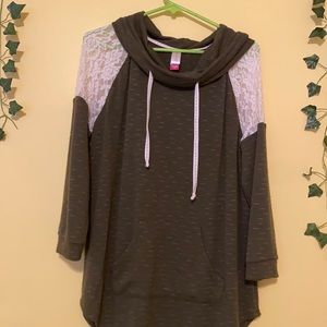 Cute long thin green sweater